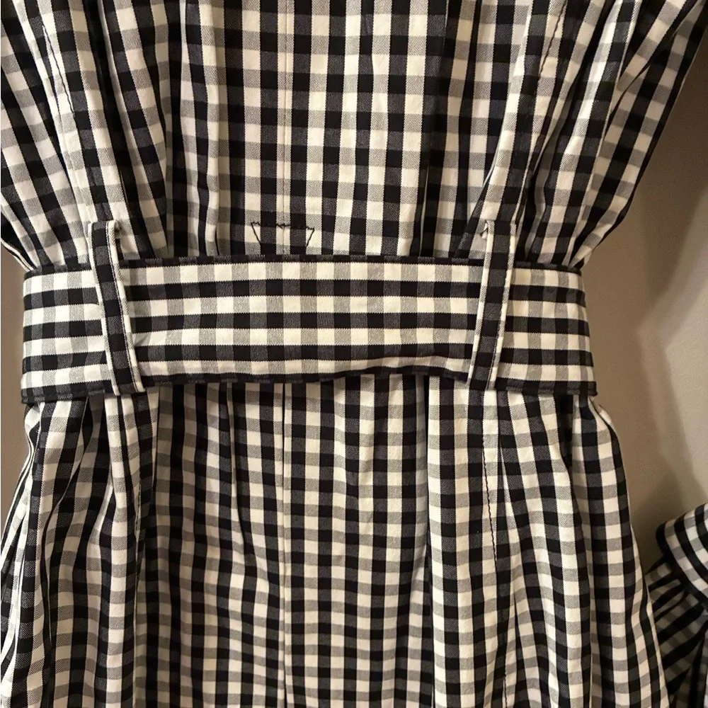 White House Black Market Black and White Gingham Trench Coat- like new . - Picture 7 of 10